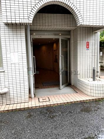 正面玄関