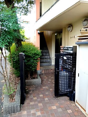 正面玄関