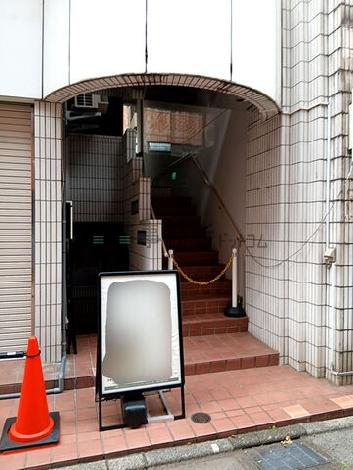 正面玄関
