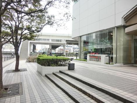 店舗も入居中