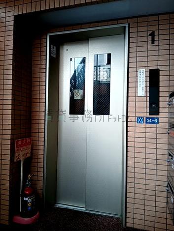 エレベーター