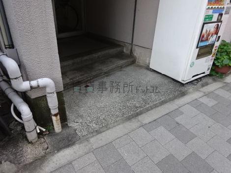 正面玄関