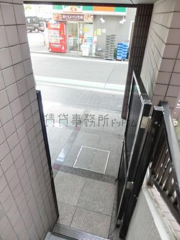 玄関口の様子