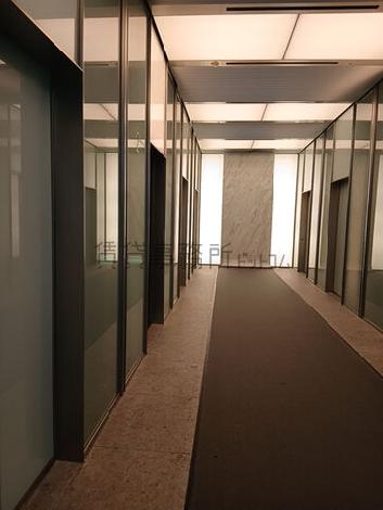 エレベーターホール