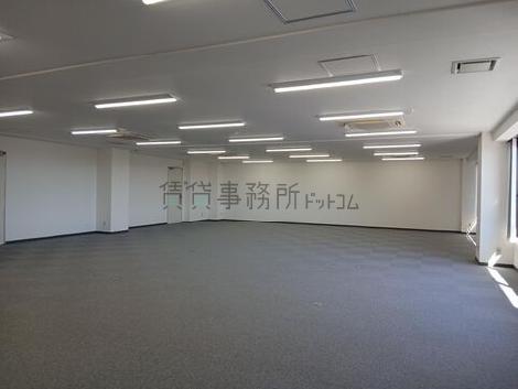 本厚木マイビルの室内