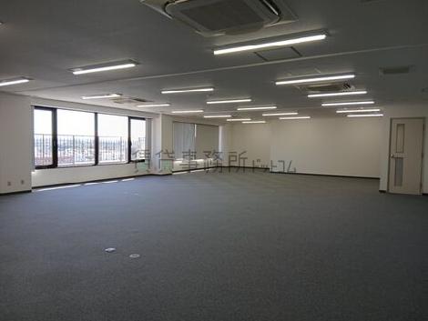 本厚木マイビルの室内