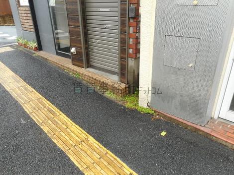 正面玄関