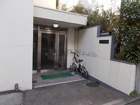 正面玄関