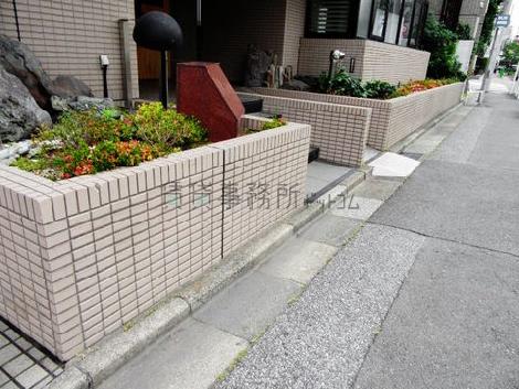 正面玄関