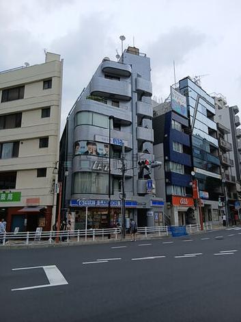 髙橋ビルの外観写真