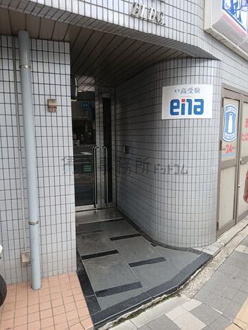 正面玄関