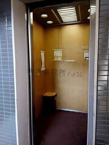 エレベーター