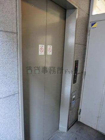 エレベーターです