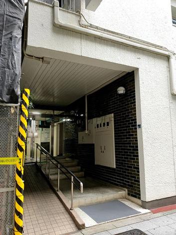 正面玄関