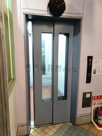 エレベーター