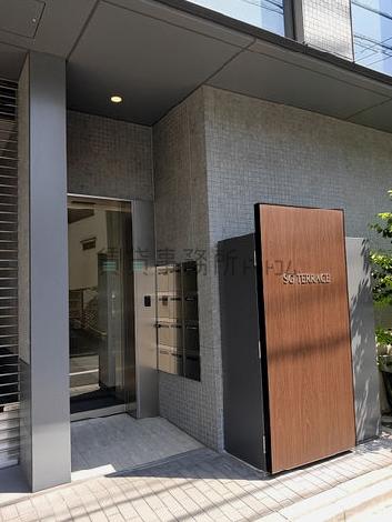 正面玄関