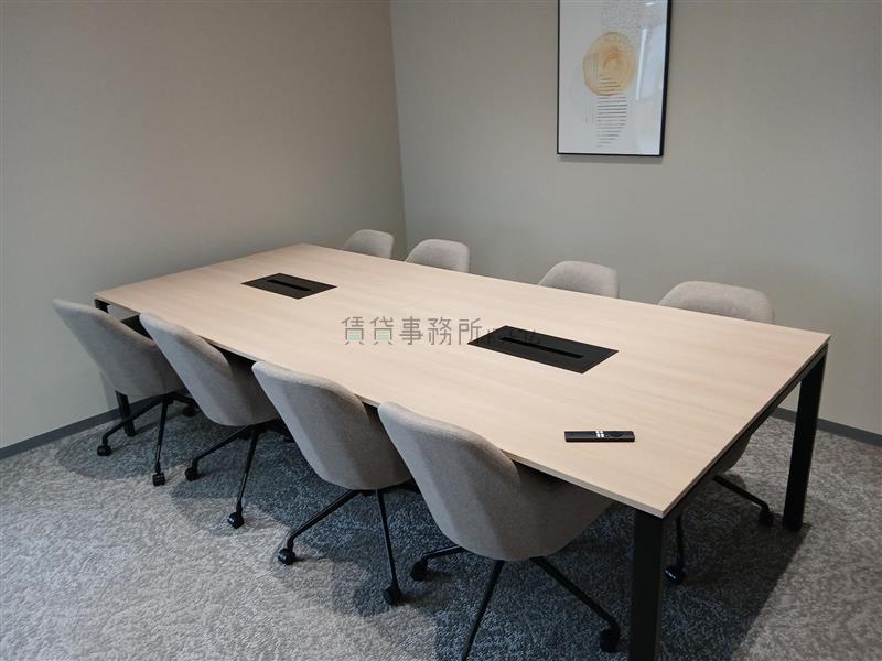 8名会議室