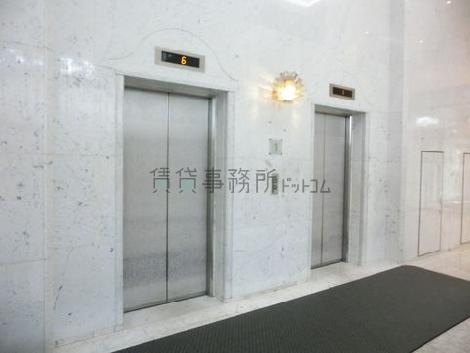 綺麗な石目で構成