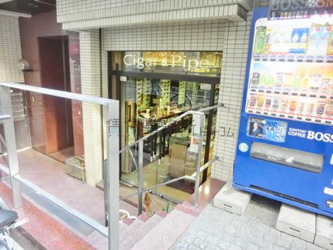 建物後方1階は店舗になっております