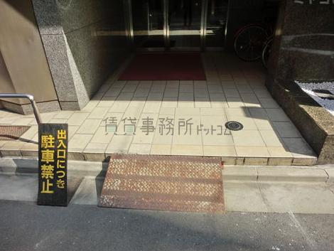 スロープ付きです