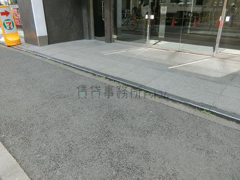 正面玄関