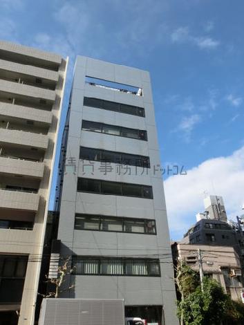 東側外観別アングル