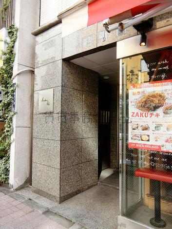 正面玄関