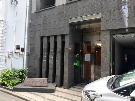 正面玄関