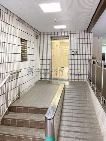 正面玄関