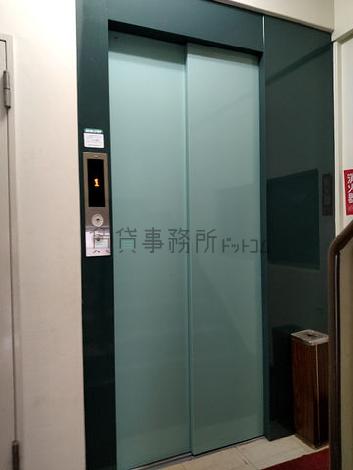 エレベーター