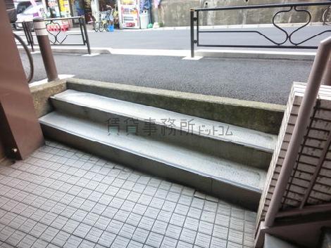 正面玄関