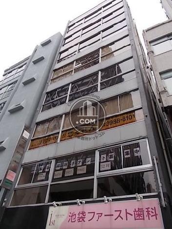 前島ビルの外観写真