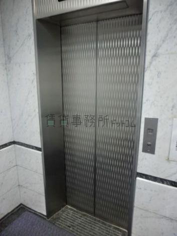 外観と内装に統一感があります