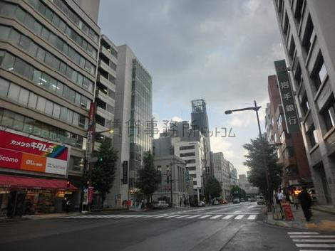 中央通り沿いの好立地