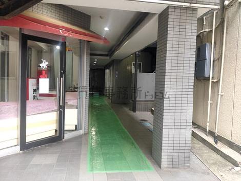 正面玄関