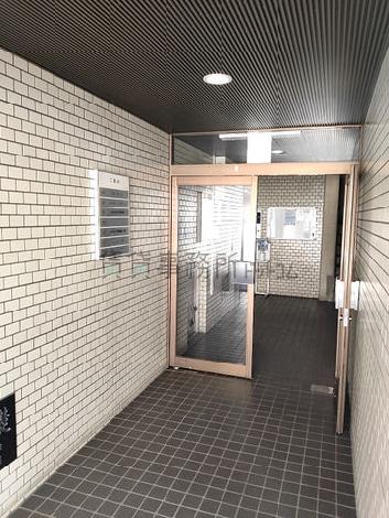 正面玄関