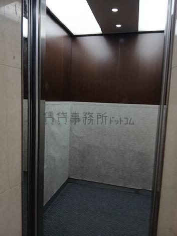 エレベーター