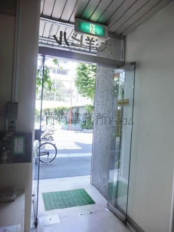 正面玄関