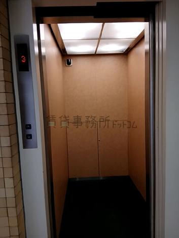 エレベーター