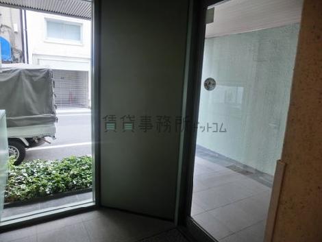 正面玄関