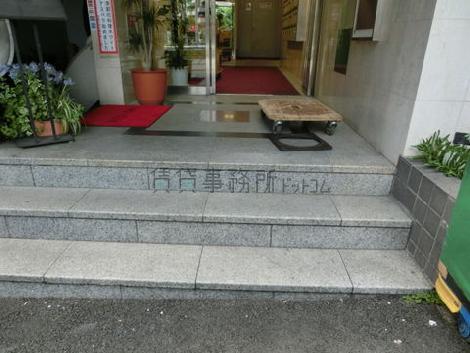 正面玄関