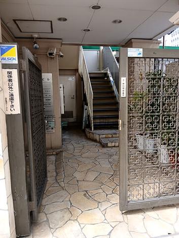 正面玄関