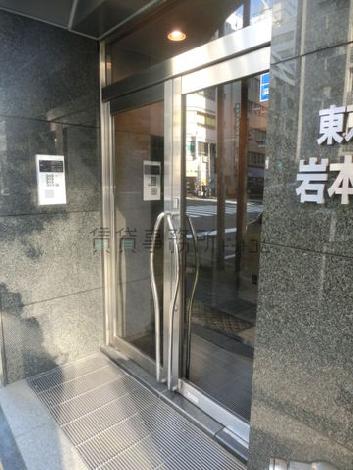 正面玄関