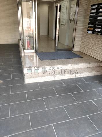 正面玄関