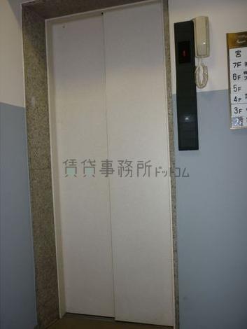 エレベーター