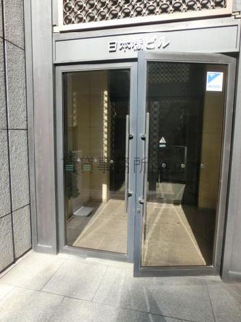正面玄関