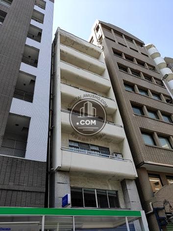 鶴間ビルの外観写真