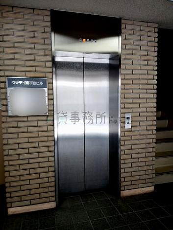 エレベーター
