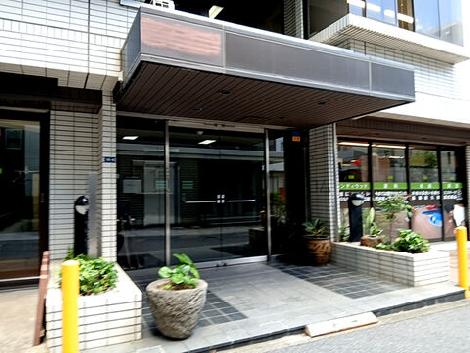 正面玄関