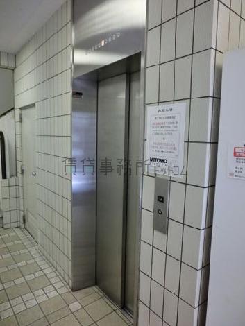 エレベーター